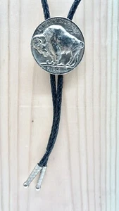 Men’s Bolo Tie Vtg Large Buffalo Nickle Replica Ethnic Metal Western Rockabilly - Picture 1 of 5