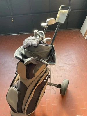Set golf completo usato principianti con sacca OGIO, carrello e palline C - Immagine 1 di 4