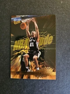 1998-99 Fleer Ultra Tim Duncan NBAttitude #14 of 20 - Bild 1 von 2