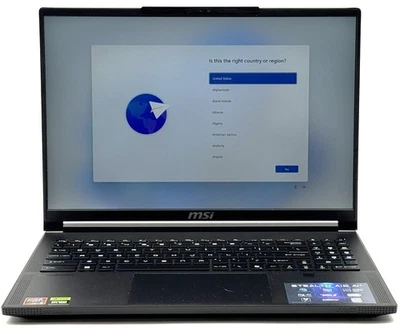 MSI Stealth A16 - 16" - Ryzen AI 9- 32GB RAM - RTX 4070 - 1TB SSD - ( MIC FAIL ) - Image 1 of 4