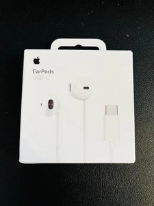Brand new Genuine APPLE EarPods (USB-C) (wired) sealed - Picture 1 of 5