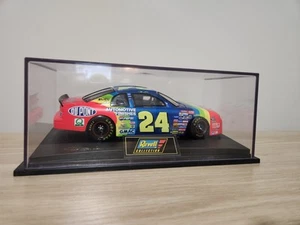 Jeff Gordon #24 Dupont Action Racing NASCAR 1:24 Diecast Bank 1997 Monte Carlo - Picture 1 of 5
