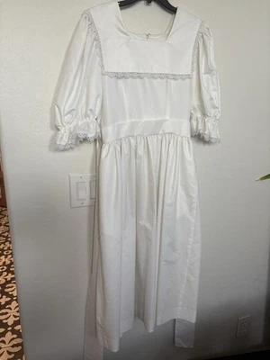 VTG Dress Bib Collar Lace Prairie Church White Modest Small Cottage Handmade - Image 1 of 4