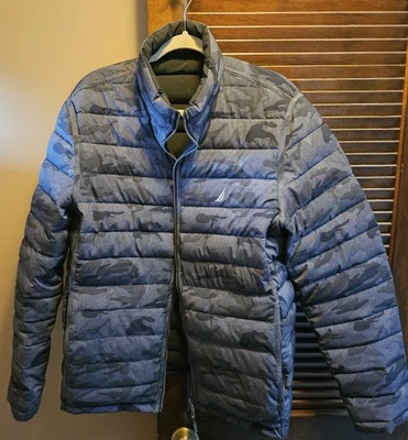 Chaqueta Nautica Reversible Negra Y Negra Y Gris Estampado Ejército Talla L Foto 1 de 4