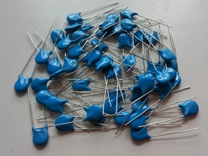 1KV 473 473M 1000V 0.047uF 47nF High Voltage Ceramic Capacitors Brand New - Picture 1 of 3