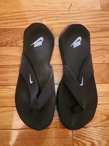 Nike Celso Sz 9 Slip-On Flip Flop Thong Brown Sandals With  Blue Logo EUC  - Picture 1 of 4