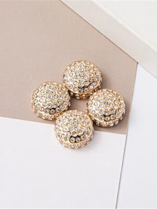 2pcs Strong Magnet Scarf Hijab Pins Women Rhinestone Clip Brooches Multi Use - Picture 1 of 20
