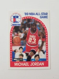 MICHAEL JORDAN 1989-90 NBA HOOPS BASKETBALL CARD #21 CHICAGO BULLS - Picture 1 of 2