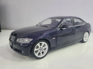 2005 Kyosho BMW 330i 1:18, COME NUOVO - Foto 1 di 8