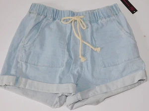 Womens Shorts Medium 7 9 Juniors Blue Jean Denim Lt Wash Pull On Elastic Waist - Picture 1 of 5