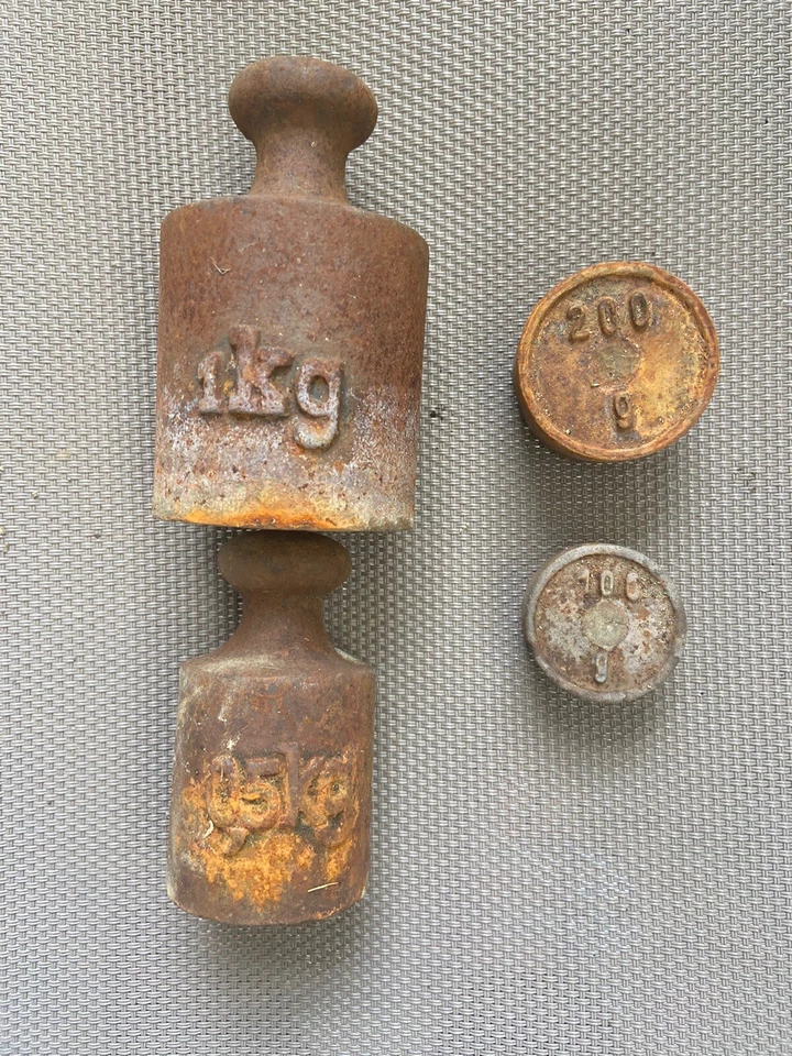 Alte Eisengewichte Gewicht : 1000g, 500g, 200g, 100g, Konvolut - Bild 1 von 1