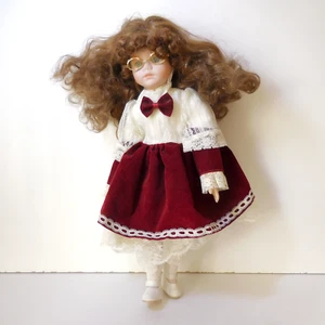N23.538 poupée céramique dentelle velours blanc rouge mode vintage tradition - Imagen 1 de 16