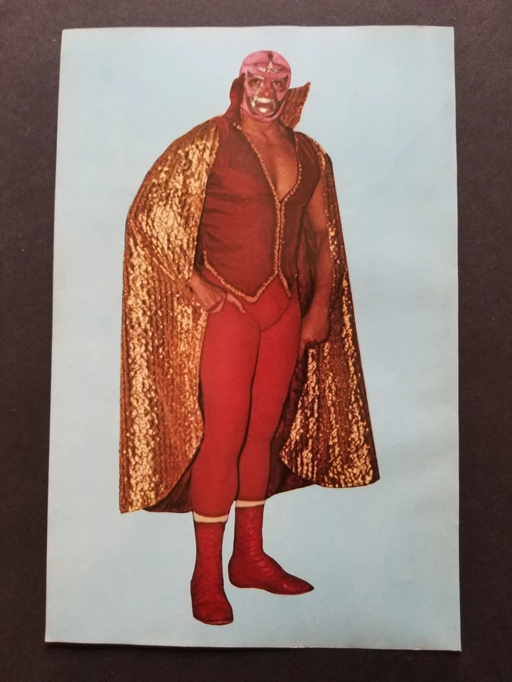 Mil Mascaras PINUP GONG April 1971 ANTONIO INOKI GIANT BABA Japanese Magazine  - Image 1 of 4