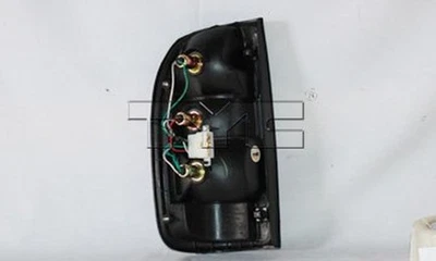 Conjunto de luces traseras TYC 11-3069-00 para Toyota Tacoma 95-00 Foto 1 de 4
