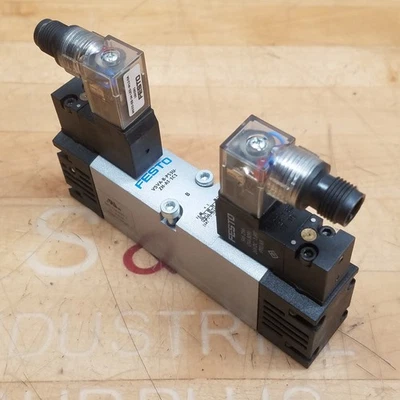 Válvula Solenóide Festo VSVA-B-P53U-ZH-A1-1C1, ISO 15407-1/2,24 VDC, Tipo C - USADA - Imagem 1 de 4