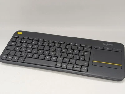 FAULTY Logitech K400 Plus keyboard wireless touch touchpad SPANISH QWERTY READ B - Image 1 of 4