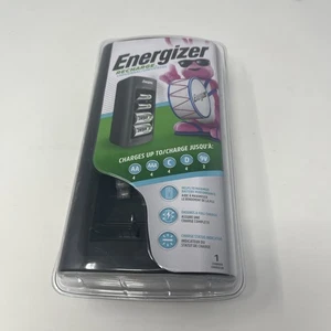 Energizer Recharge Schwarz Universal (AA/AAA/4C/4D/9V) NiMH Akku Ladegerät Neu - Bild 1 von 4
