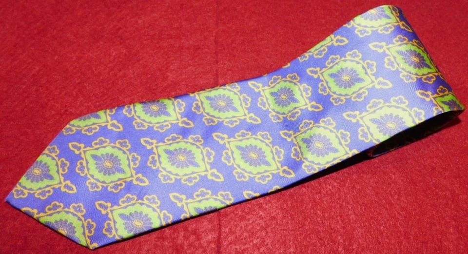 PAUL STUART MADE IN ITALY PURPLE/GREEN/YELLOW FLORAL TIE - DESIGNER TIES. - Image 1 of 3