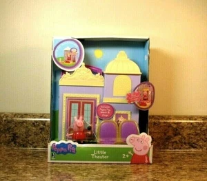 Peppa Pig Little Theater Playset Peppa Figure NEW - Picture 1 of 3