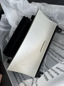 VE WM Statesman Caprice Commodore Calais SS SV6 console compartment Silver . - Picture 1 of 3