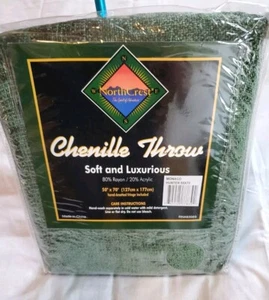 Vintage NorthCrest Chenille Soft Luxurious Throw Blanket Hunter Green New 50x70” - Picture 1 of 4