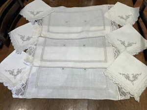 VINTAGE LINEN OFFWHITE HAND DRAWN THREAD WORK LACE NAPKINS X 6 & 3 CENTRE MATS - Picture 1 of 14