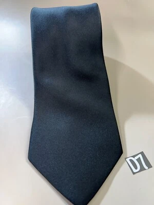 Gravata preta sólida Stafford 58" x 3,25" - Imagem 1 de 4