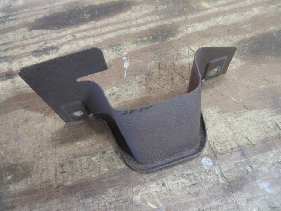 Cadillac Sedán Deville 1971 capó delantero pestillo cubierta protector pieza Hot Rod  Foto 1 de 4