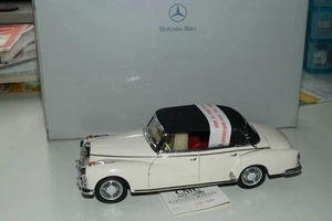 1/24 CMC M-026A Mercedes-Benz 300d Adenauer in white DEALER EDITION #239/500 - Picture 1 of 20