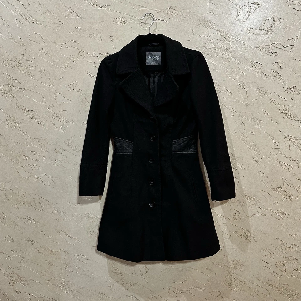 Abrigo de vestir negro para mujer Charlotte Russe talla S Foto 1 de 4