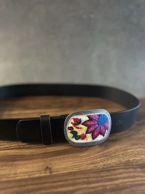 Pistil Womens Black Genuine Leather Belt Embroidered Floral Buckle Large - Image 1 of 3