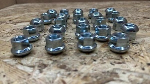 DADI Kit 24 pz. RUOTA / DISTANZIALI OFF ROAD DADO  24x M14x1,5 - Foto 1 di 7