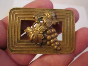 ANTICA SPILLA SPILLA DESIGN A FORMA DI UVA E FOGLIA - BBA29 - Foto 1 di 3