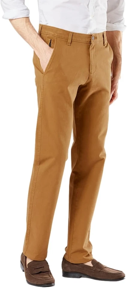 Chino Dockers Slim Fit Ultimate para hombre con Smart 360 Flex Foto 1 de 4