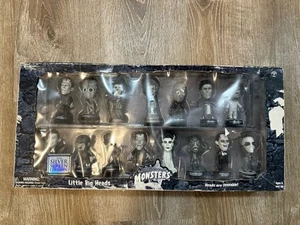 Sideshow Collectibles Universal Studios Monsters Little Big Heads Silver Screen - Picture 1 of 7