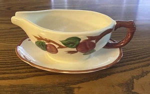  Franziskaner Apfelsoße Sauce Servierschale mit aufgesetztem Unterteller Made in England - Bild 1 von 5