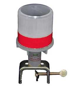S4LC ROJO con soporte abrazadera C luz solar LED barricada flash tráfico marino - Imagen 1 de 7