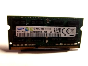 Samsung 4GB PC3-12800 DDR3-1600MHz non-ECC Unbuffered CL11 204-Pin SoDimm D-Rank - Picture 1 of 1