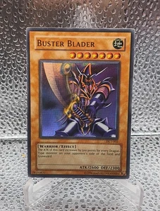 Yu-Gi-Oh! TCG -BUSTER BLADER DL1-002 SUPER PLAY/EDGE-WEAR - Picture 1 of 8