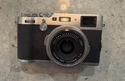 Fujifilm X100F 24.3MP Digital SLR Camera - Silver - Used (Good) 13800 shots - Image 1 of 4