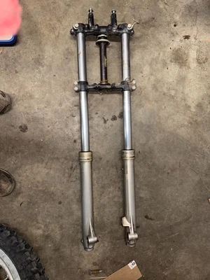 80, 81 yamaha dt-125, dt-175, mx-175 front forks, 3J1-23101-00-00 - Image 1 of 4