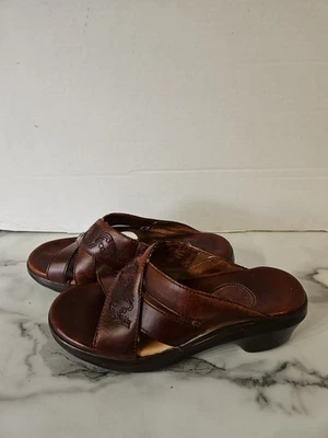 Ariat Womens Open Toe Slip Sandals Brown Heel Size 5.5 B - Image 1 of 4