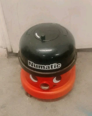 Numatic NRV240-11 Henry Hoover Cylinder Vacuum Cleaner 620w   - Image 1 of 2