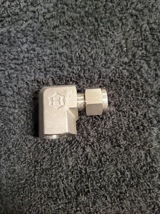 HAM-LET 770HLSS3/8X3/8 3/8" Compression x 3/8" MPT Elbow Stainless Steel - Picture 1 of 1