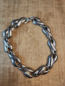 Collana vintage Anne Klein tono argento grossa catena stile infinito 17" - Foto 1 di 12