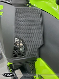 ARCTIC CAT CATALYST 600 / 858 DIAMOND GRIP KNEE PADS by PDP 3M BLACK - Picture 1 of 3