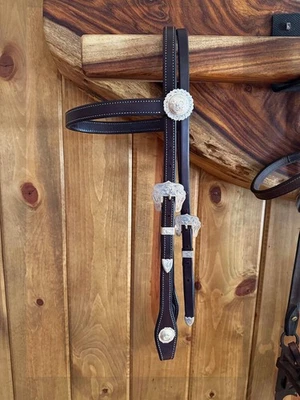 Excepcional CABEZAL BANDA CEJA PLATEADA HECHO A MANO por TONY de NEVADA Foto 1 de 4