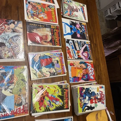 ¡Enorme lote de 68 libros de cómics de Femforce! Gran lote. Funciona!!! ¡Ver descripción! B1 Foto 1 de 4