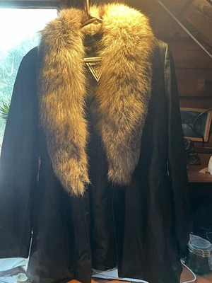 Abrigo de cuero vintage de mujer Marvin Richard’s talla M excelente estado Foto 1 de 4