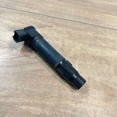 06-09 Yamaha YZ250F YZ 250F 2006/OEM Bonita tapa de enchufe de bobina de encendido Foto 1 de 3